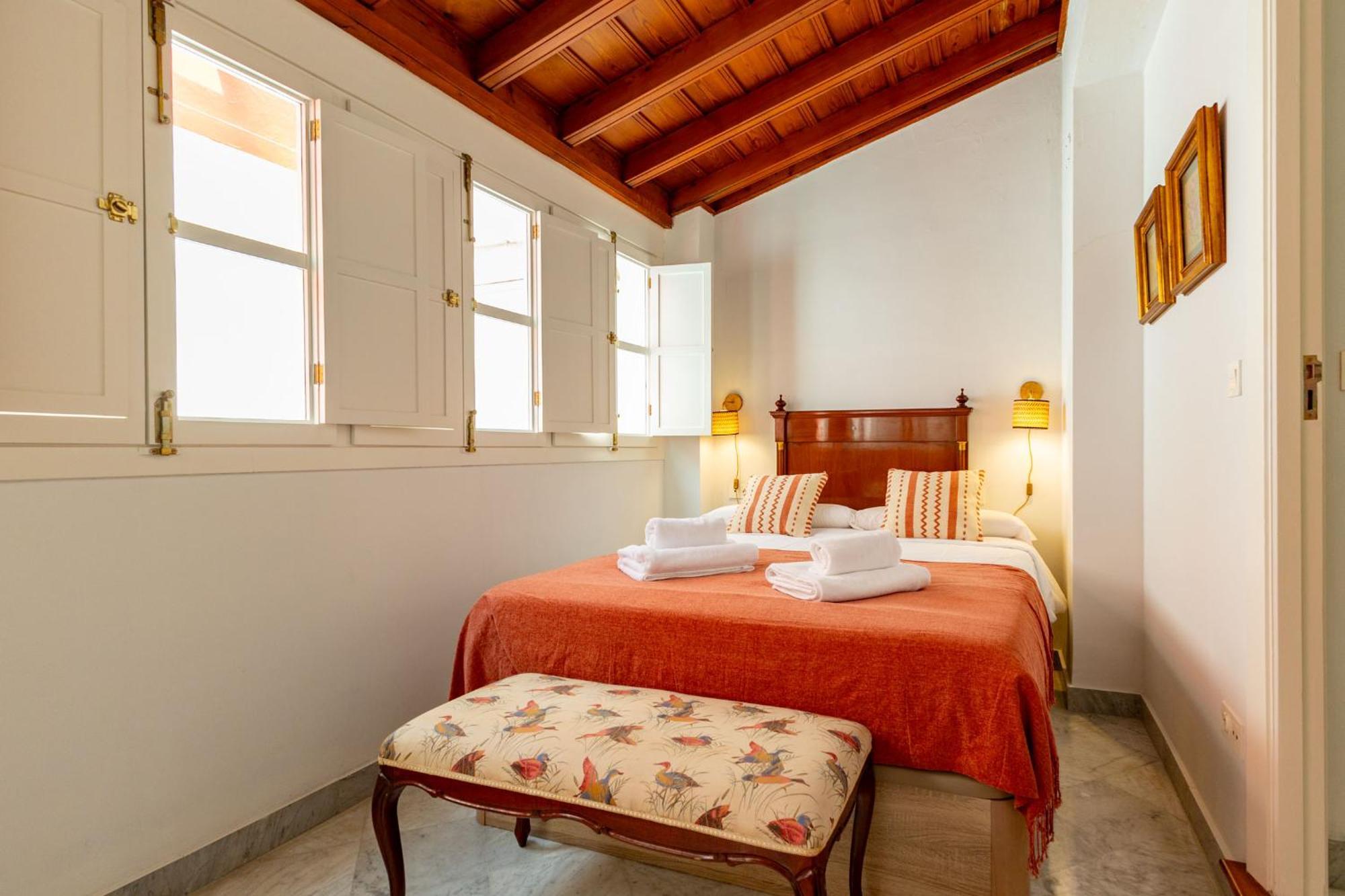 Villa Romana Kindly Apartment เซบีญา ภายนอก รูปภาพ