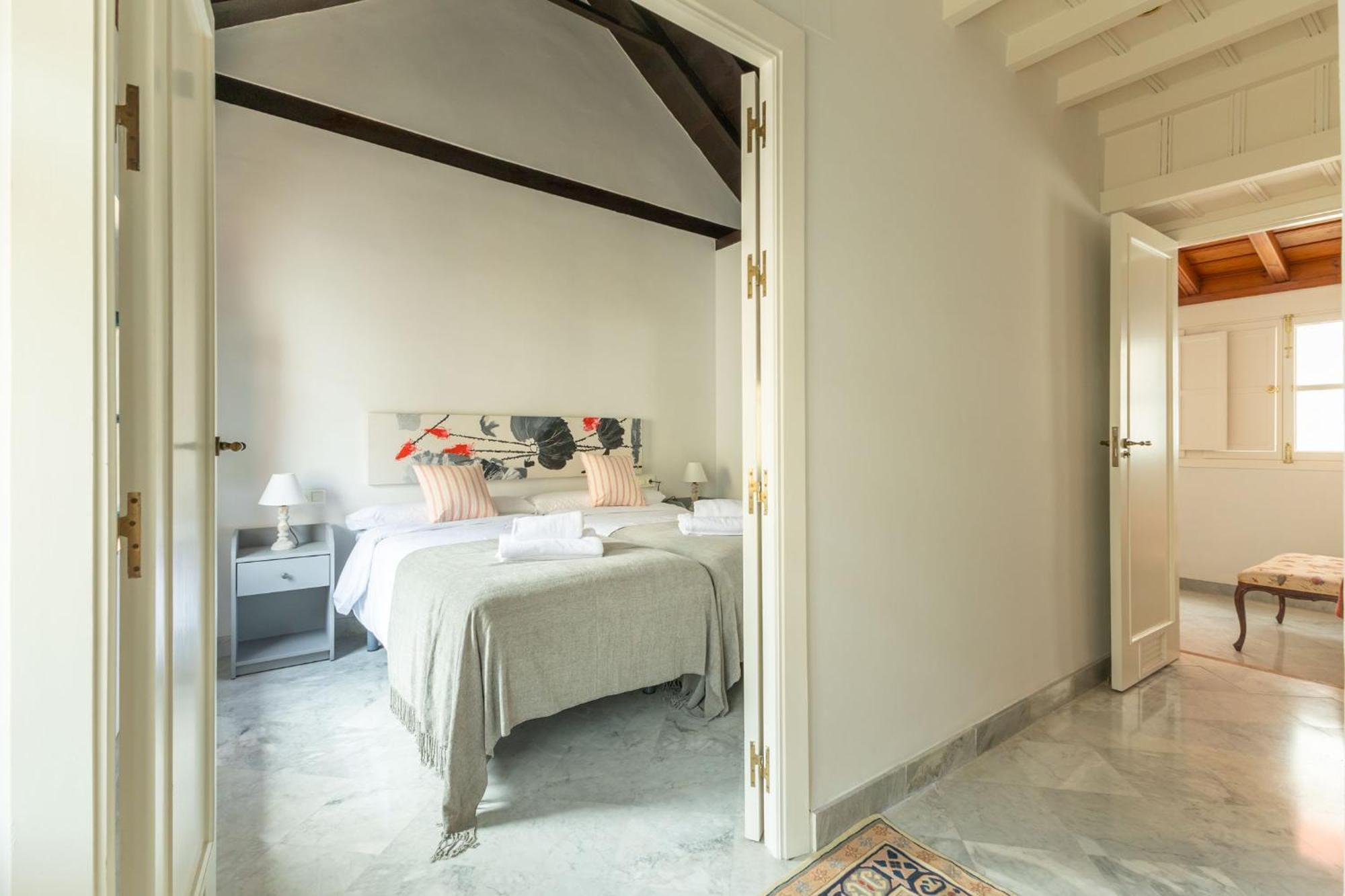 Villa Romana Kindly Apartment เซบีญา ภายนอก รูปภาพ