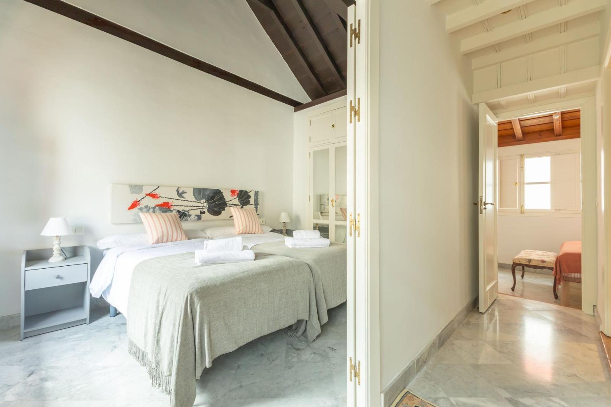 Villa Romana Kindly Apartment เซบีญา ภายนอก รูปภาพ