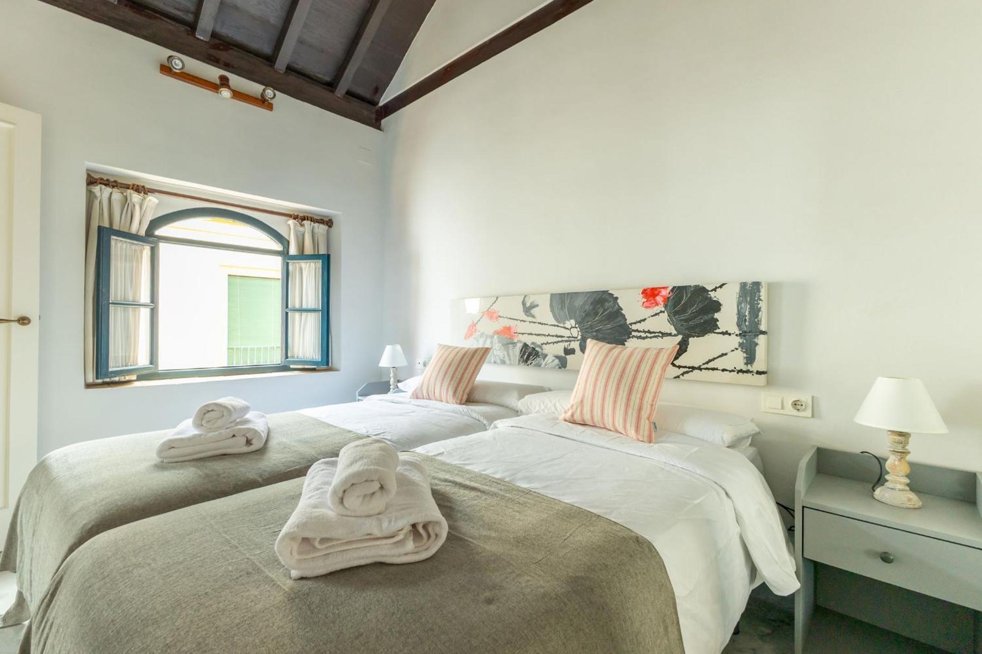 Villa Romana Kindly Apartment เซบีญา ภายนอก รูปภาพ