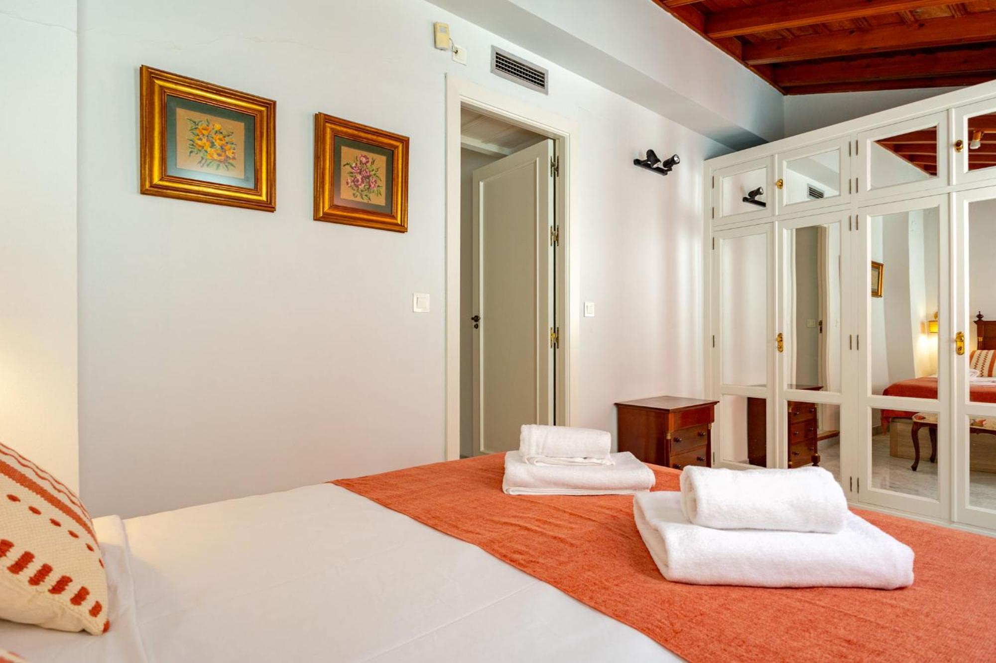 Villa Romana Kindly Apartment เซบีญา ภายนอก รูปภาพ