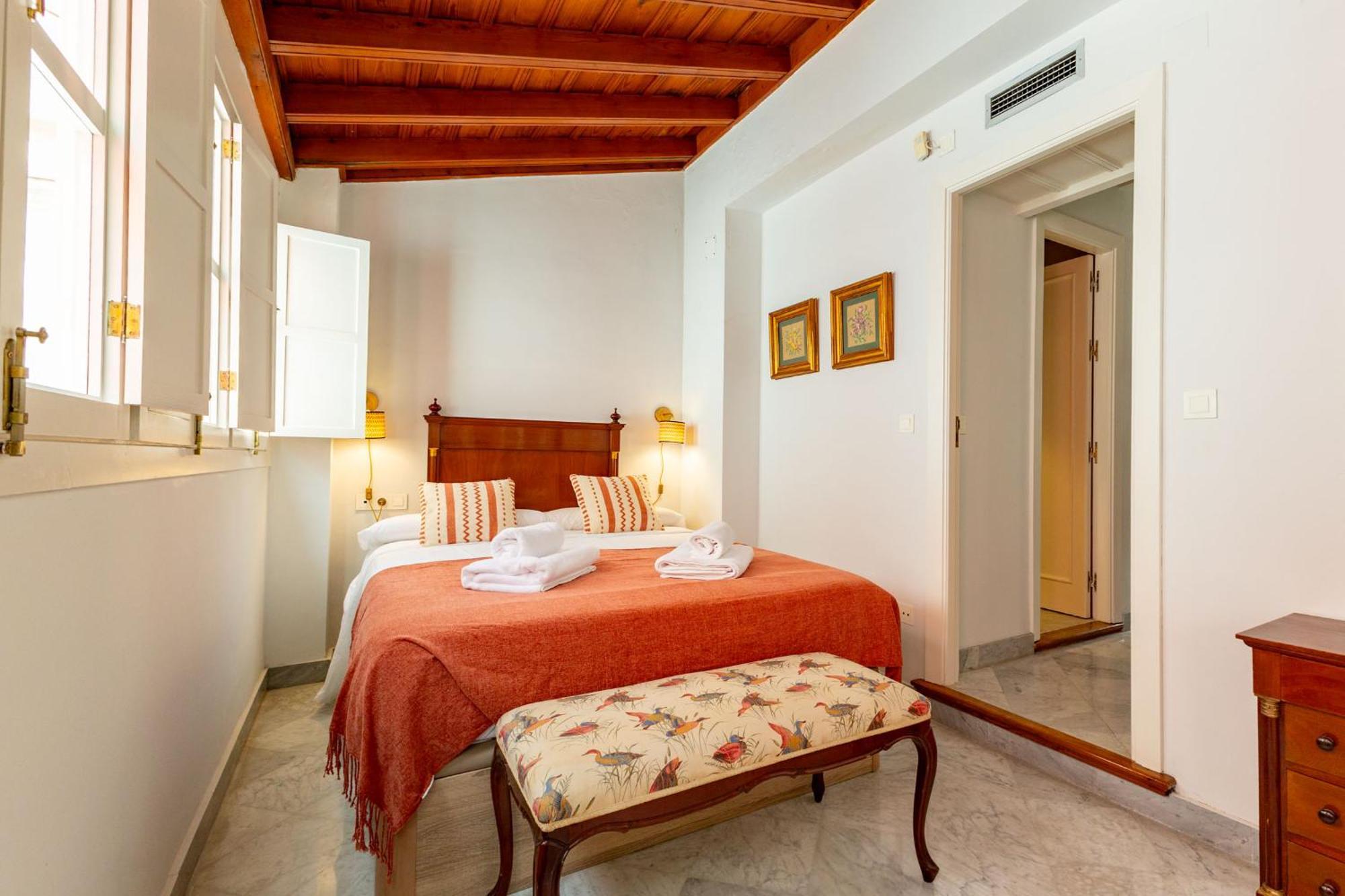Villa Romana Kindly Apartment เซบีญา ภายนอก รูปภาพ